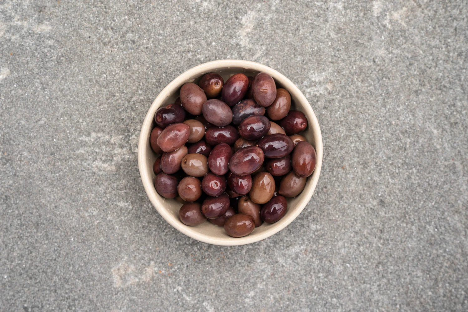 Galega' Whole Olives with Oregano - Image 3